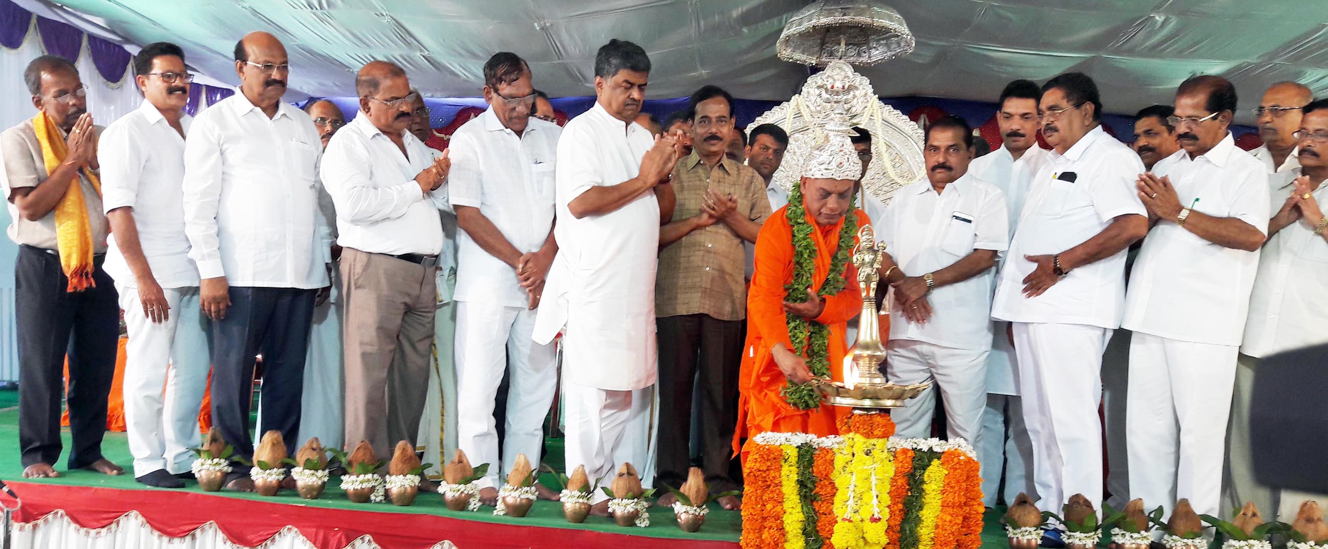 ಜಾತಿ ಧರ್ಮಗಳ ಹೆಸರಲ್ಲಿ ಹಿಂಸೆ ಸಲ್ಲದು: ರಾಜ್ಯಸಭಾ ಸದಸ್ಯ ಬಿ. ಕೆ. ಹರಿಪ್ರಸಾದ್